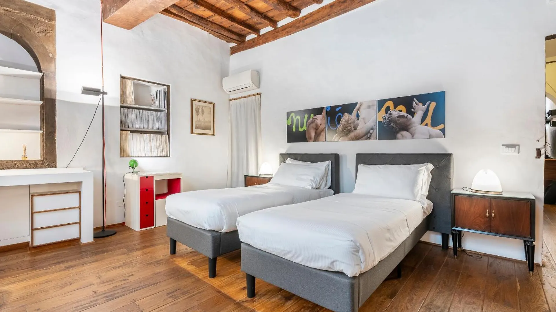 Pepi 64 Apartment Florence Italy